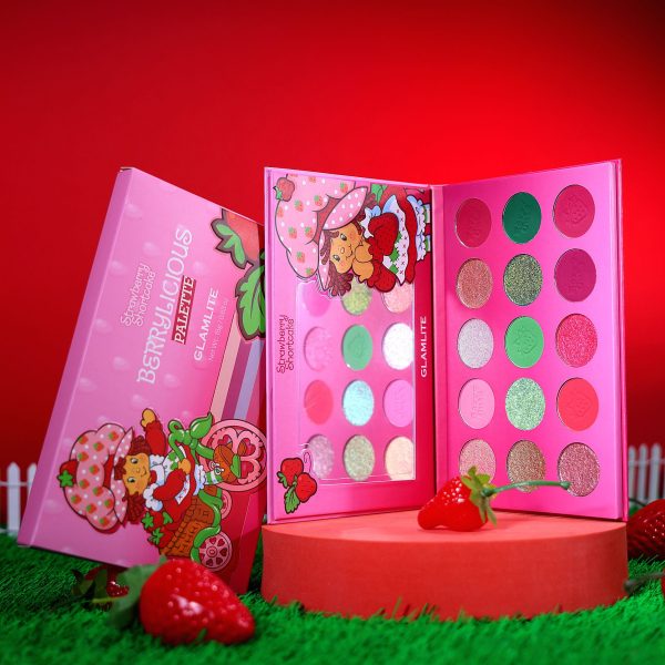 Strawberry Shortcake x Glamlite PR Box Full Collection Fashion - Image 3